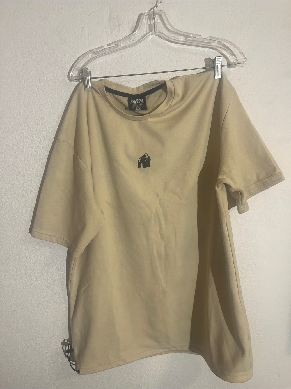 GORILLA Men's Short-Sleeve Crew Tee with Gorilla Chest Graphic - Tan